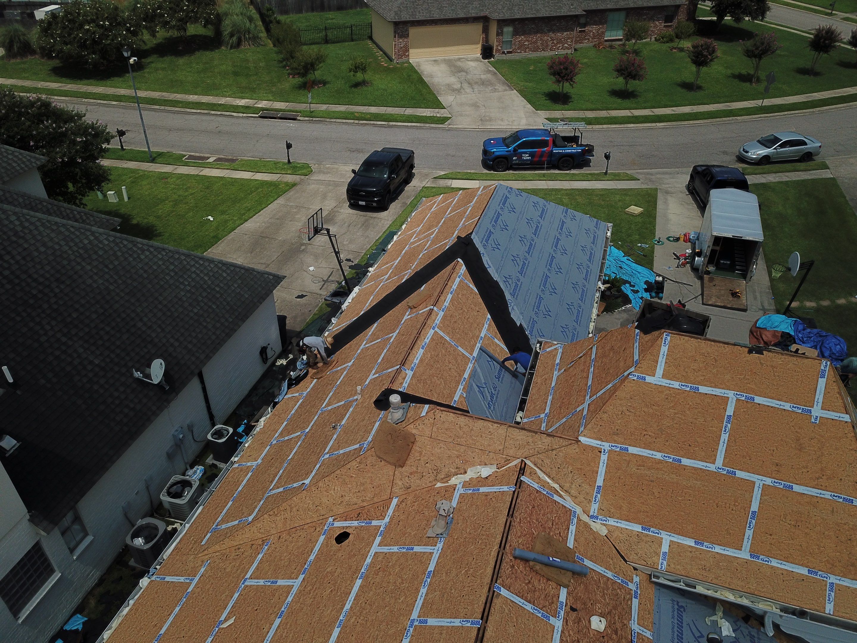 Residential Roofing Installation using Atlas Pinnacle Pristine Pewter with seam tape upgrade by Top Team Construction