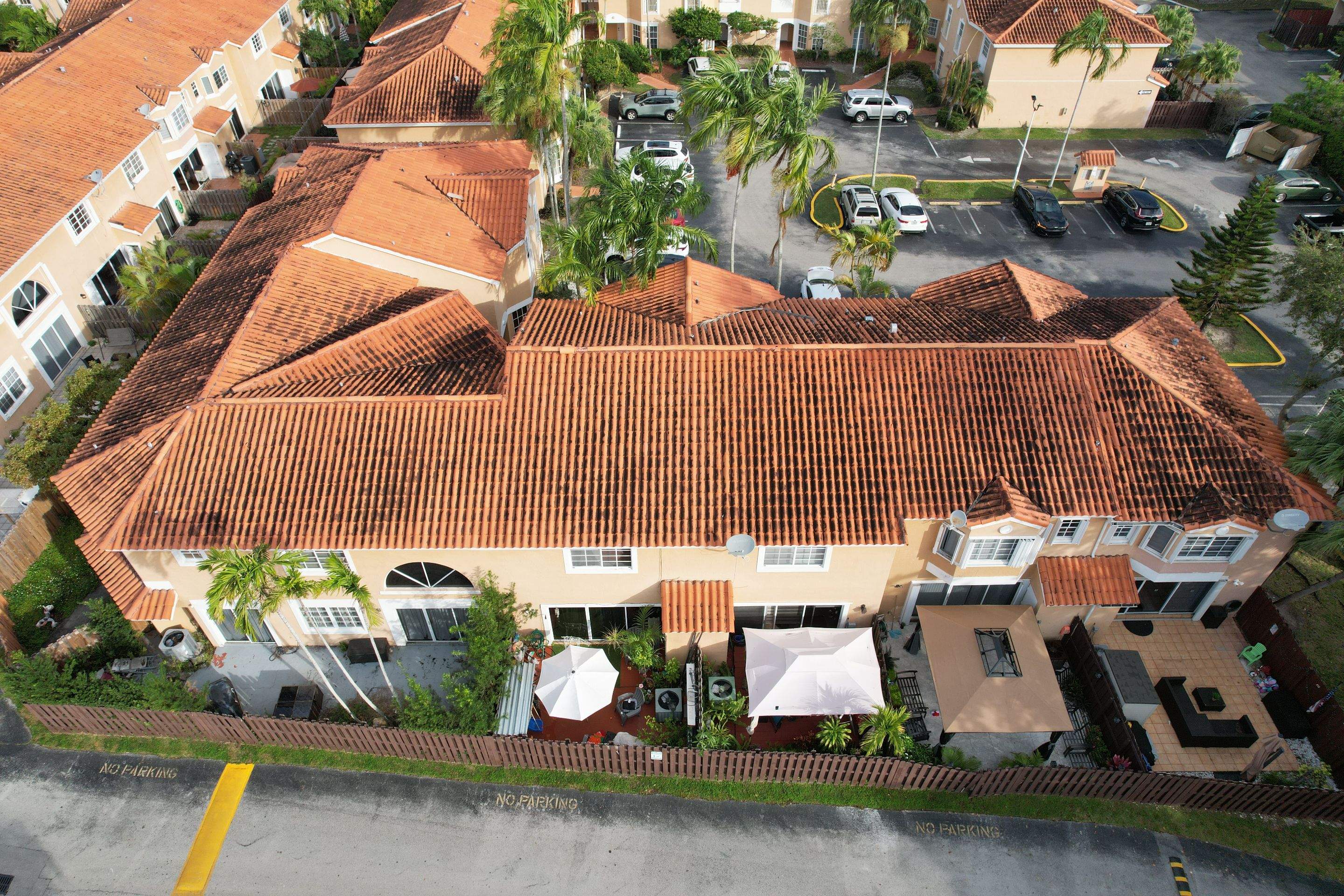 SIENNA VILLAS CONDO - BLDG 14245 by Souffront Construction & Engineering