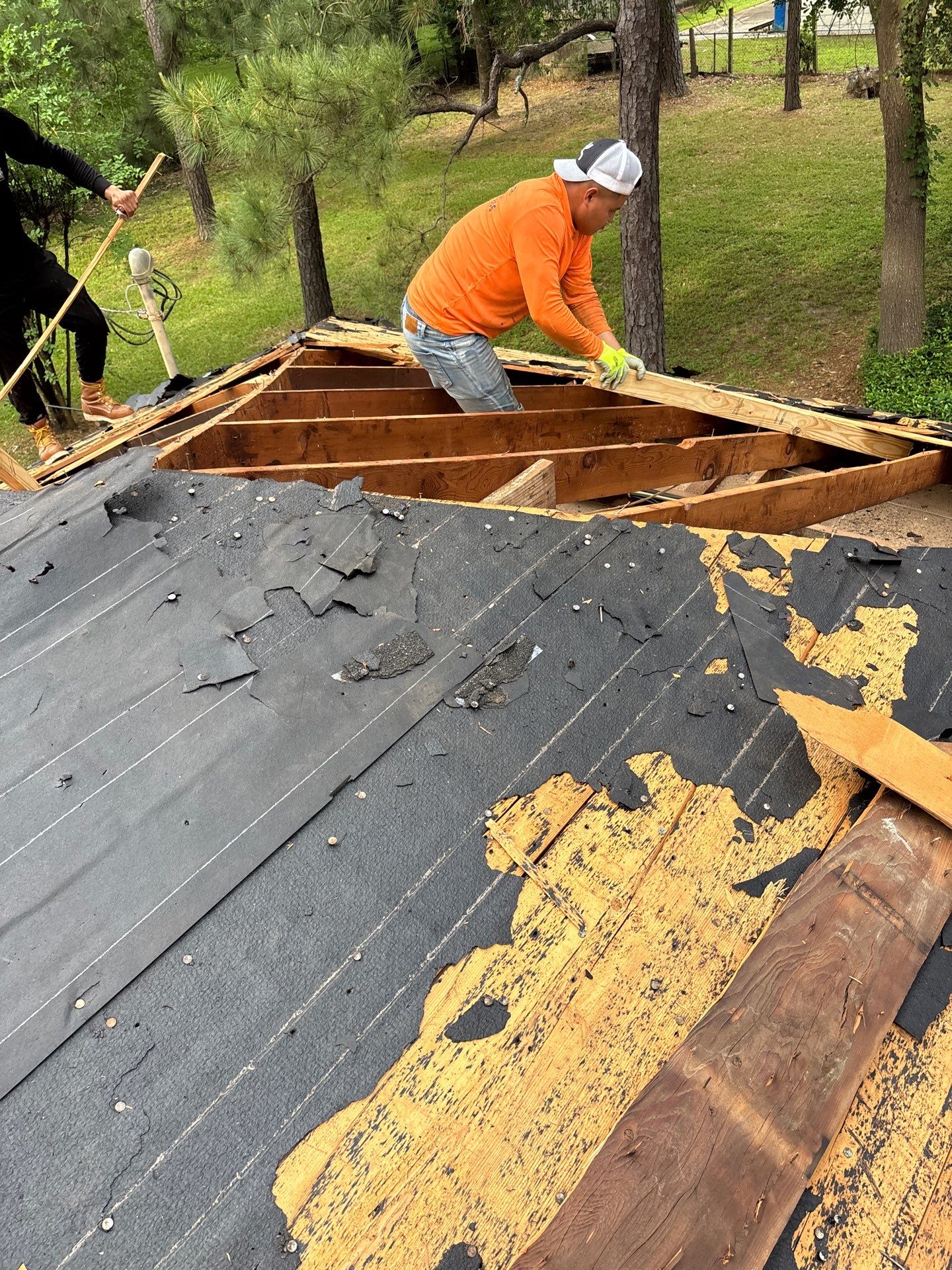 Roof Replacement Houston by Roof Repair Company
