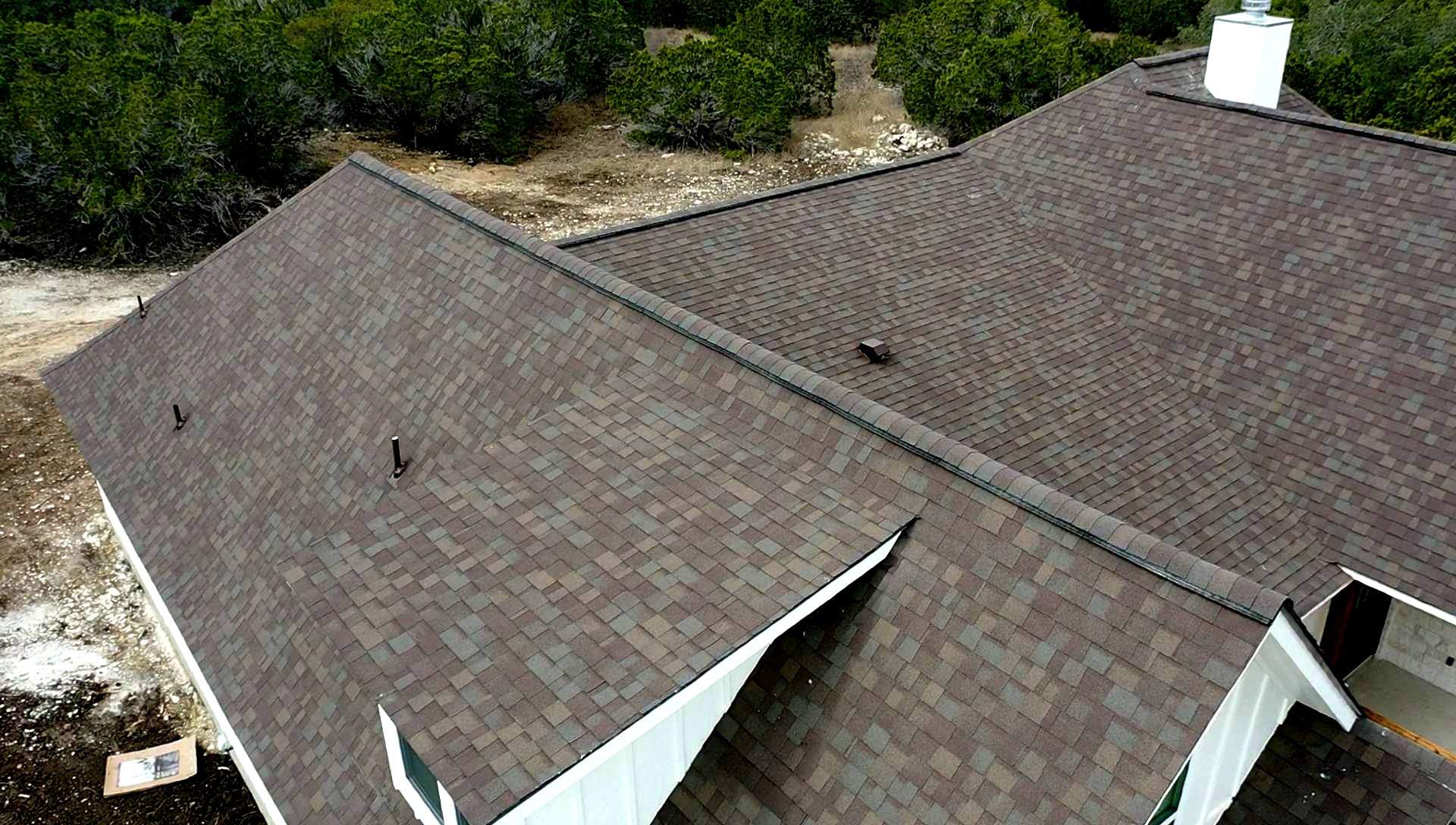 New Home Construction using Owens Corning 30 year Architectural Shingles by Premier Roofing and Contracting