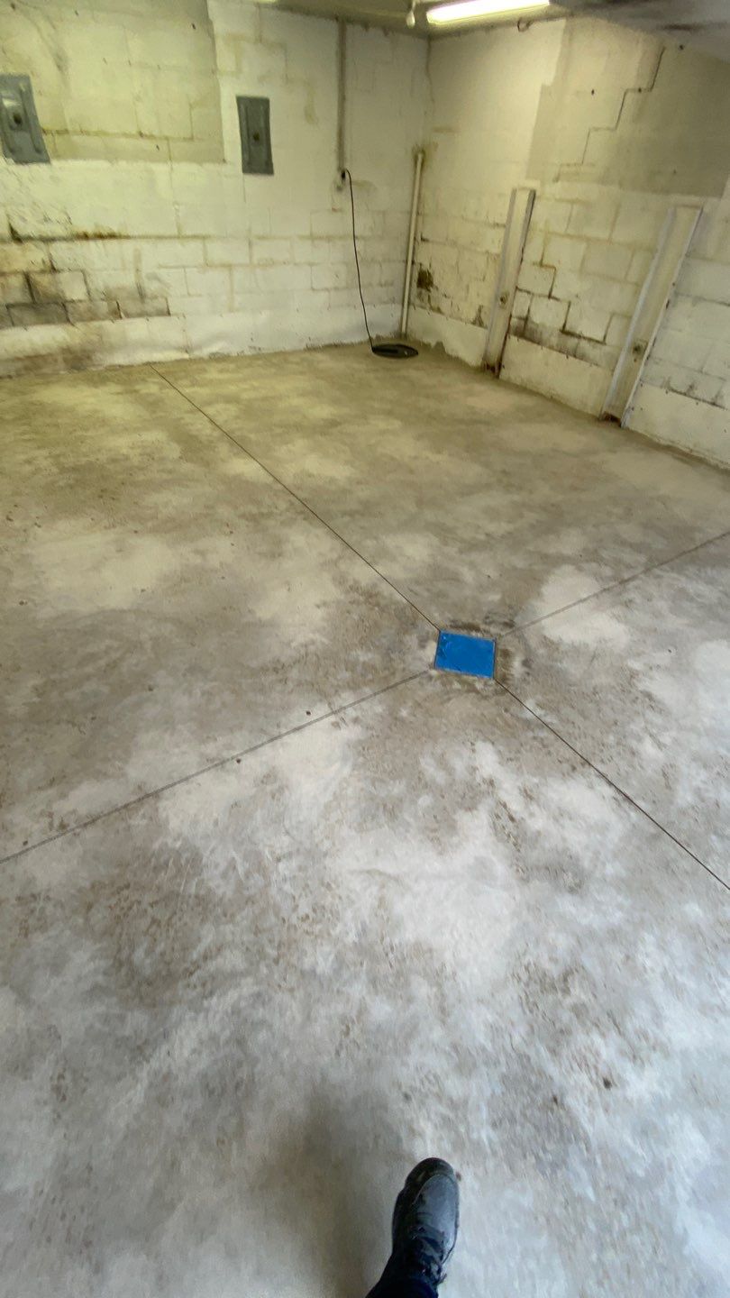 Carbon Garage Floor by Floors in a Day, Inc