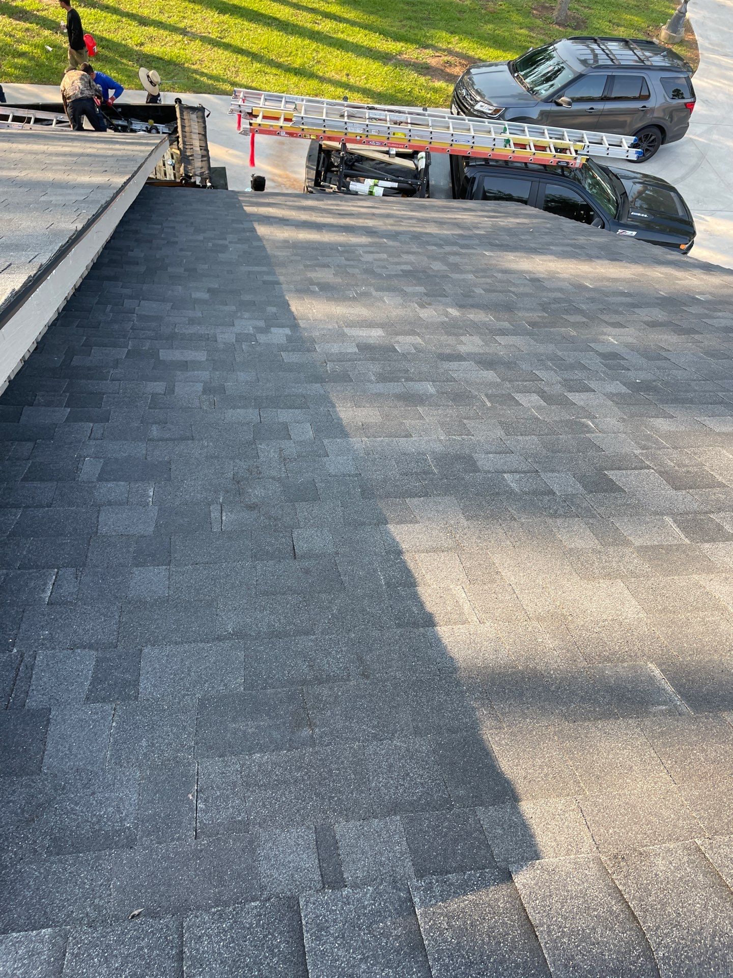 Residential Roofing Installation using Owen's Corning Duration (Lifetime) Shingles by Roof Repair Company