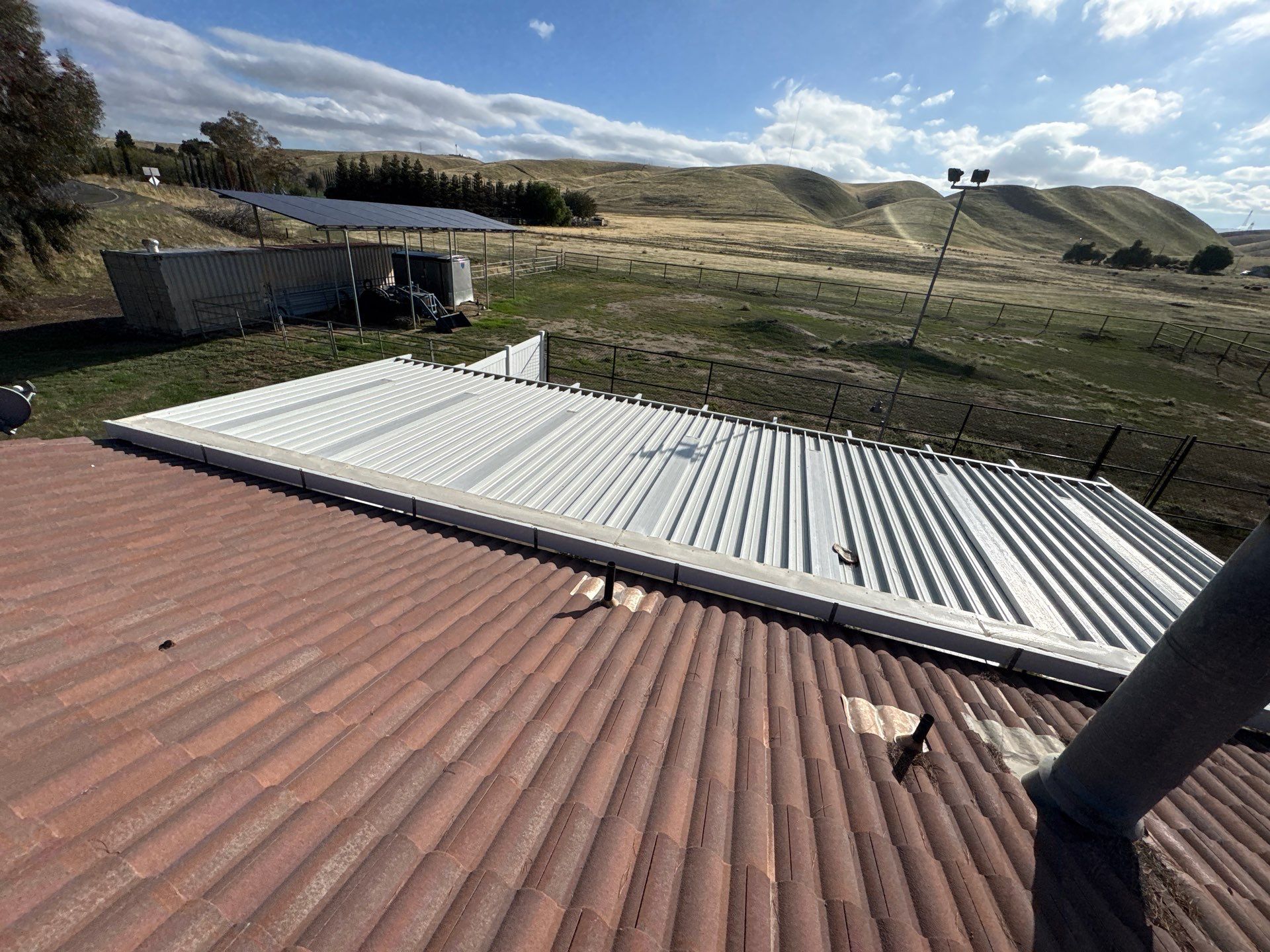 Metal Roofing by Straight Edge Roofing Inc