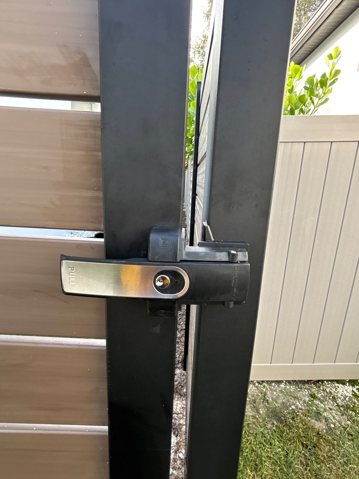 Mixed Material  by H&Y Fence