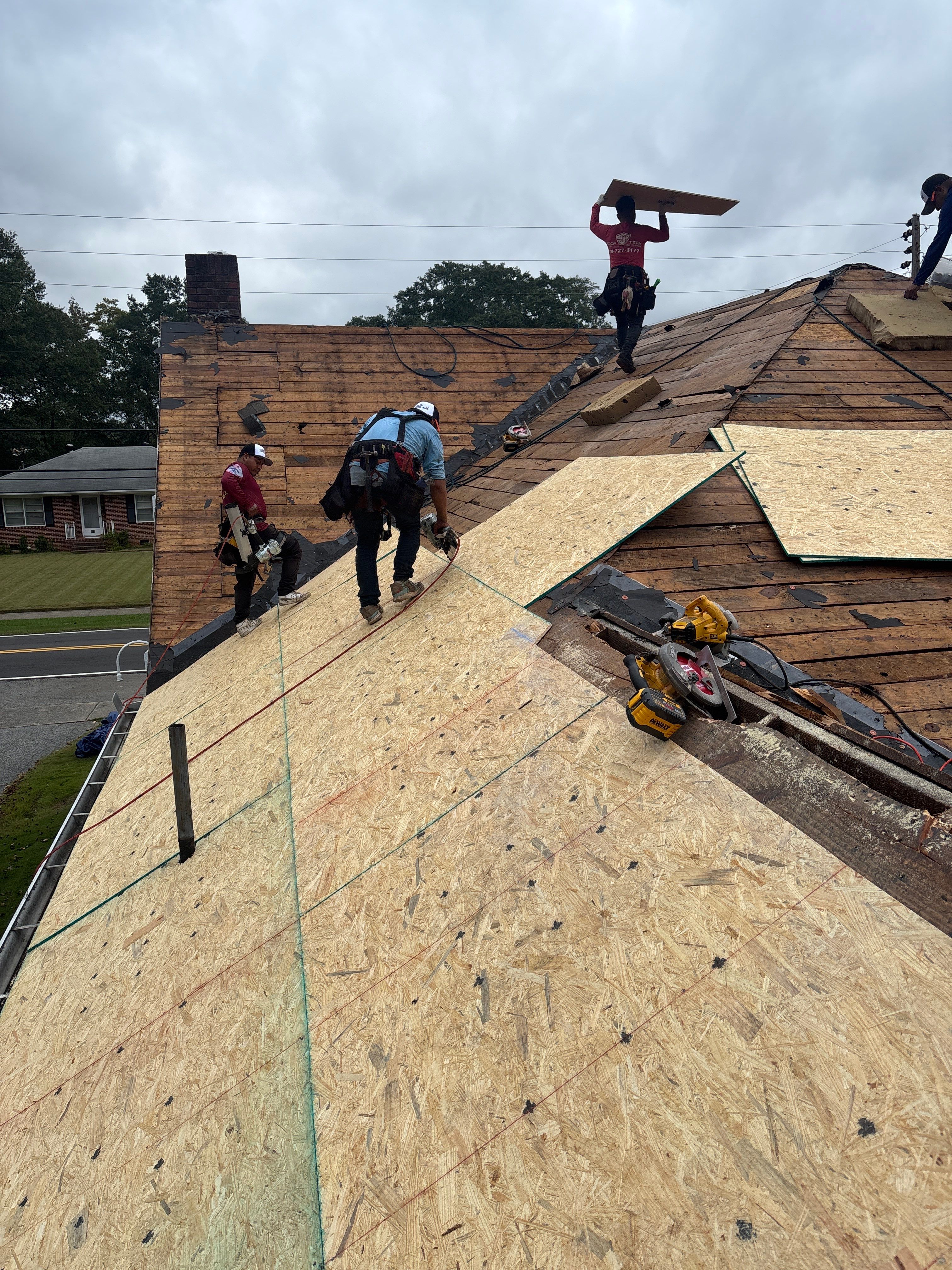 Space Deck  by Deerfield Roofing LLC