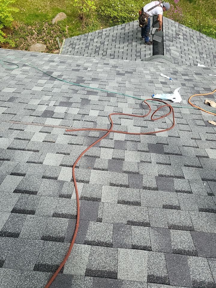 ATLAS PINNACLE COLOR: HEARTHSTONE DRIP EDGE: WHITE by Eagle Eye Roofing