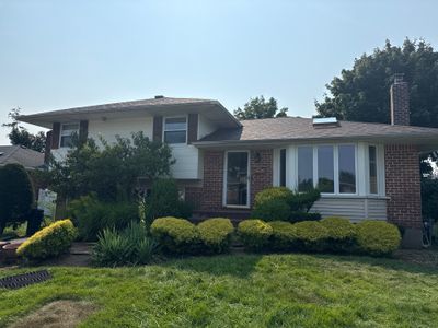 Asphalt Shingle Roof Replacement for Split-Level Home in Syosset
