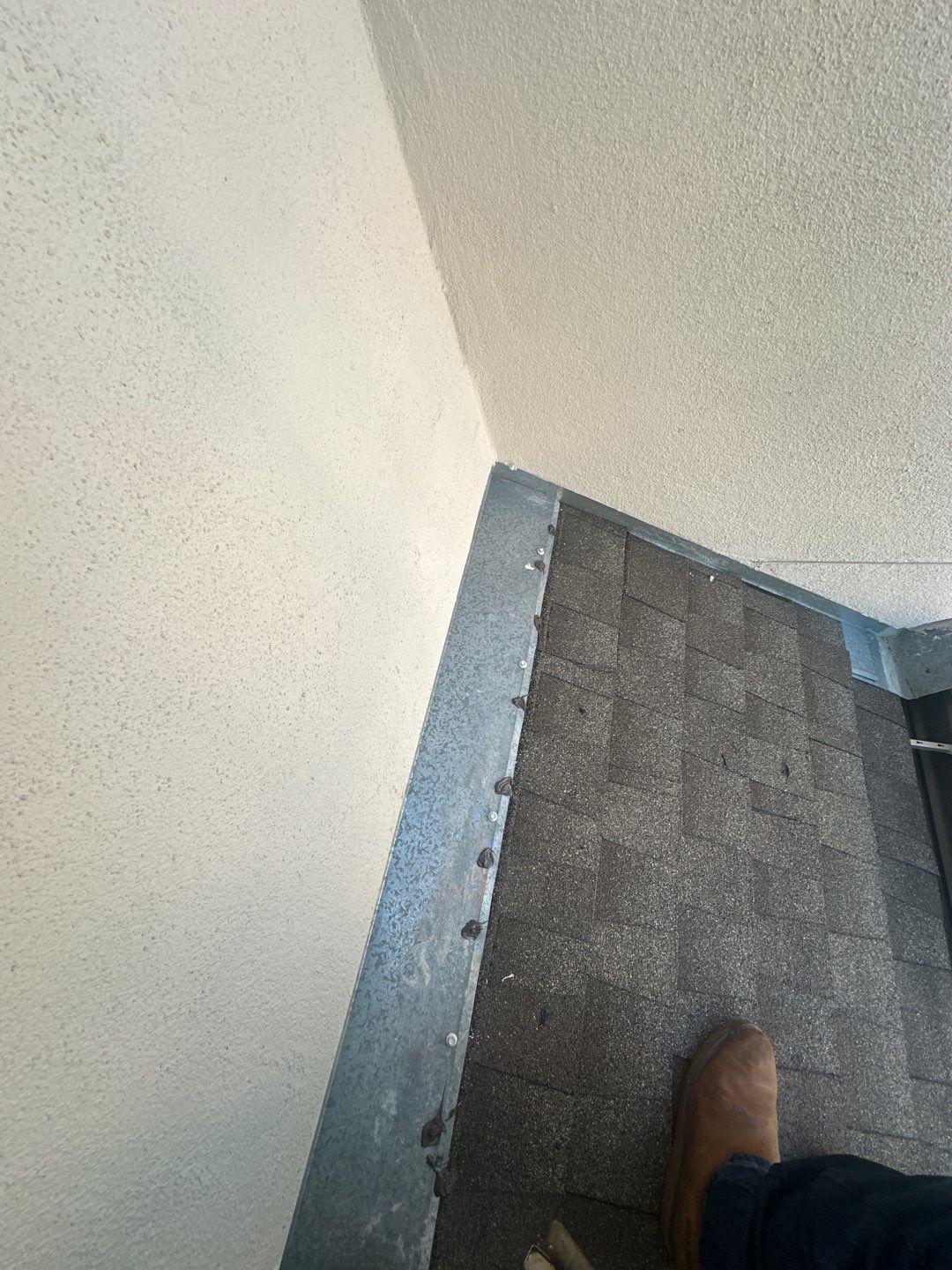 Hail Damage using Owen's Corning Duration (Lifetime) Shingles by Roof Repair Company