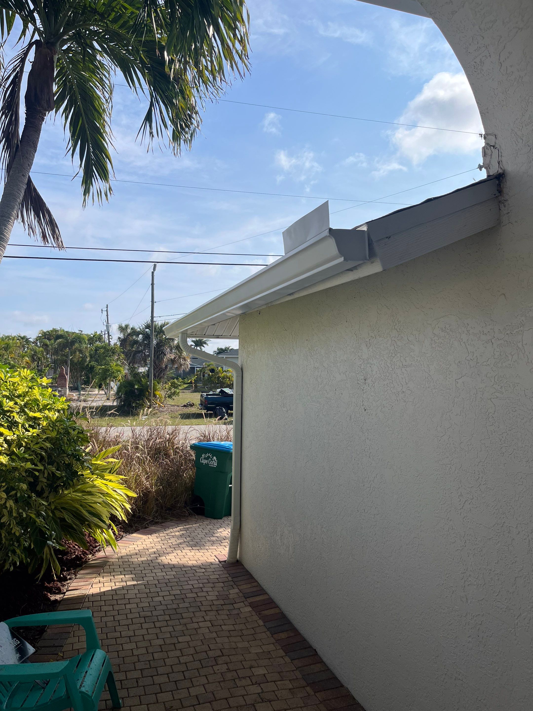 Soffit and Fascia Installation in Cape Coral FL by Gutter Professors