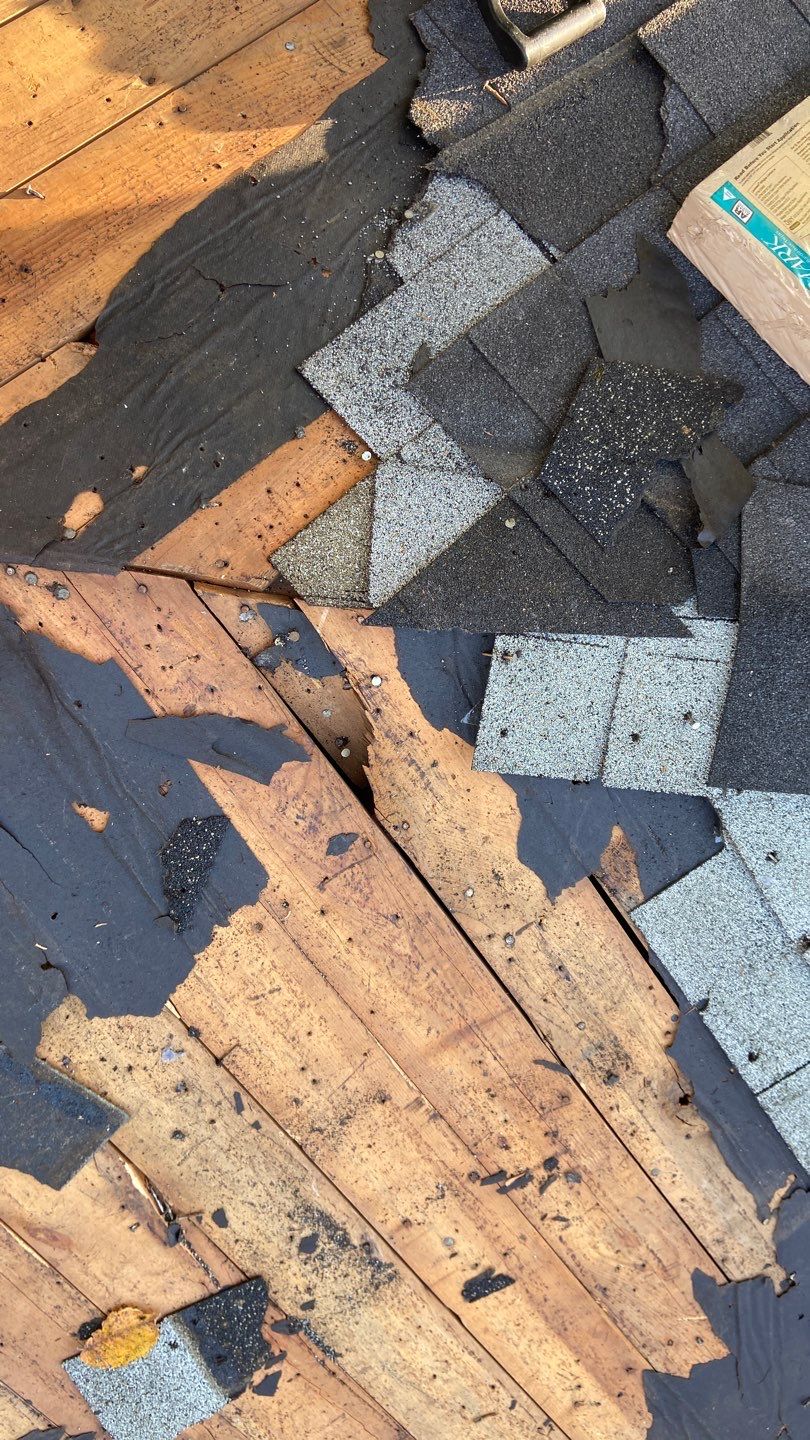 Roof Replacement using CertainTeed Landmark by 180 Contractors