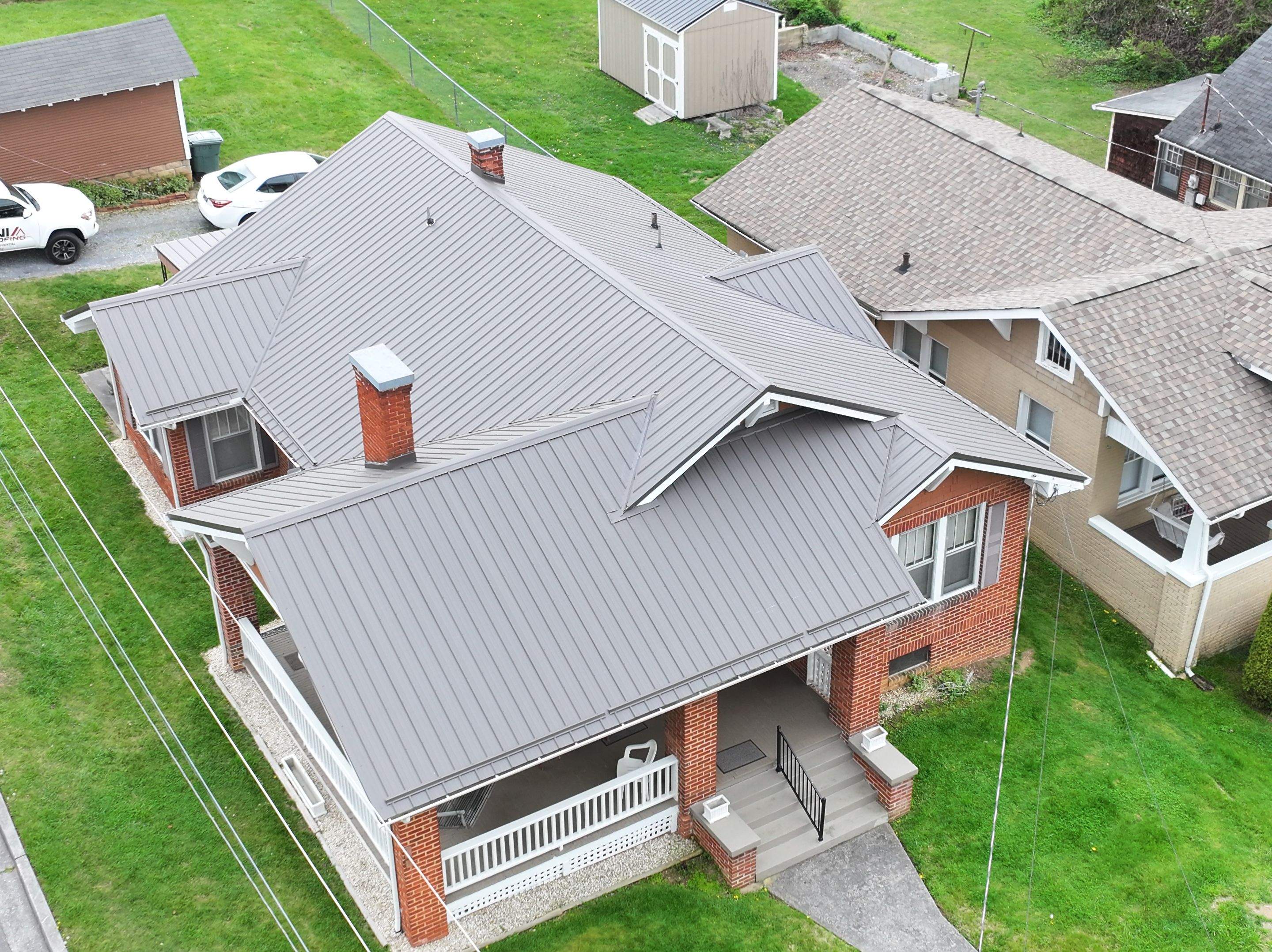 Winters Residence by Omnia Roofing