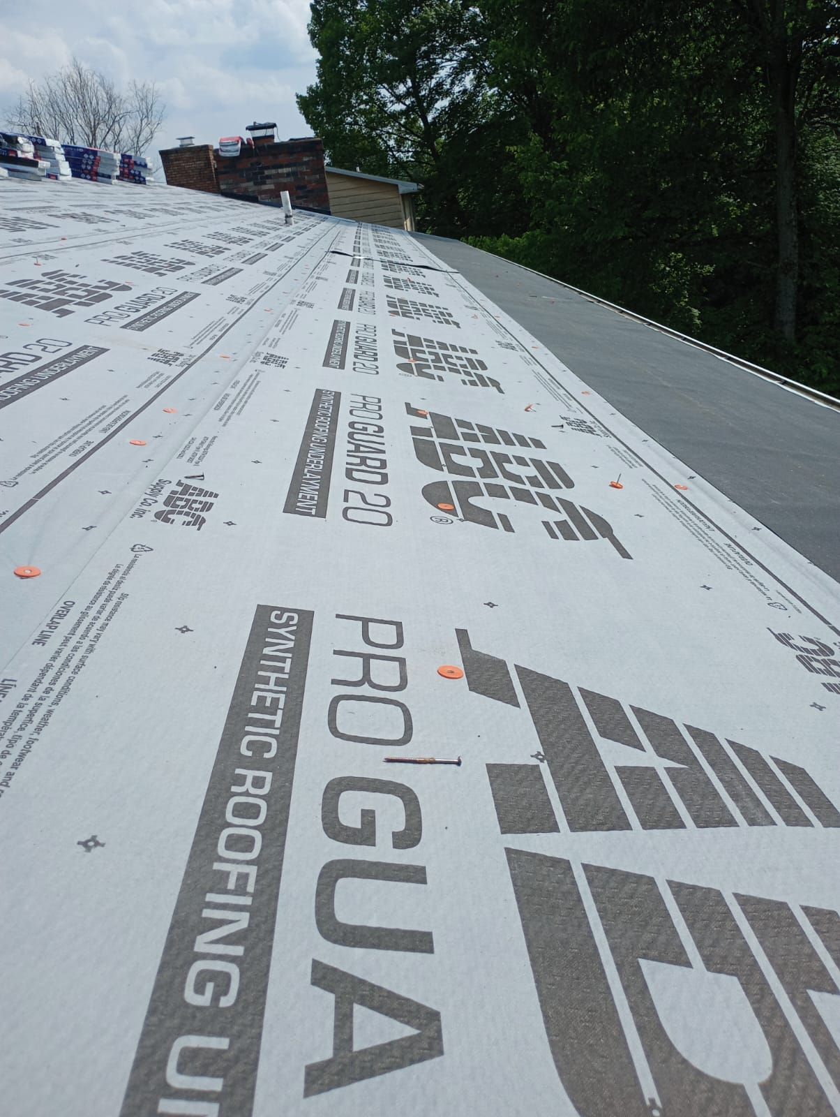 Residential Roofing Installation using GAF Timberline HDZ Charcoal by Rainstoppers Roofing