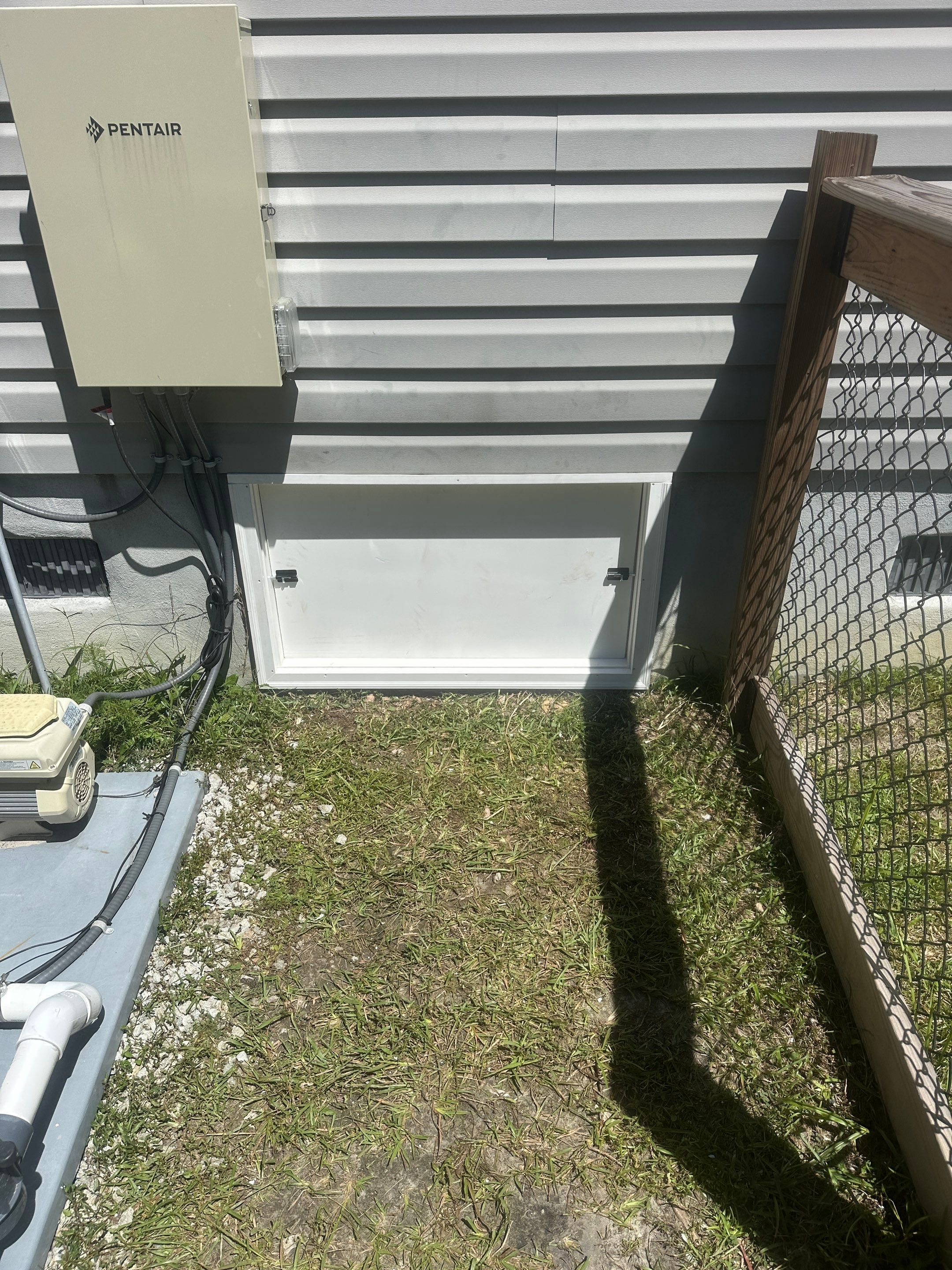 Premium Encapsulation with 20Mil, Borafoam insulation and Light System. by Impact Crawlspace