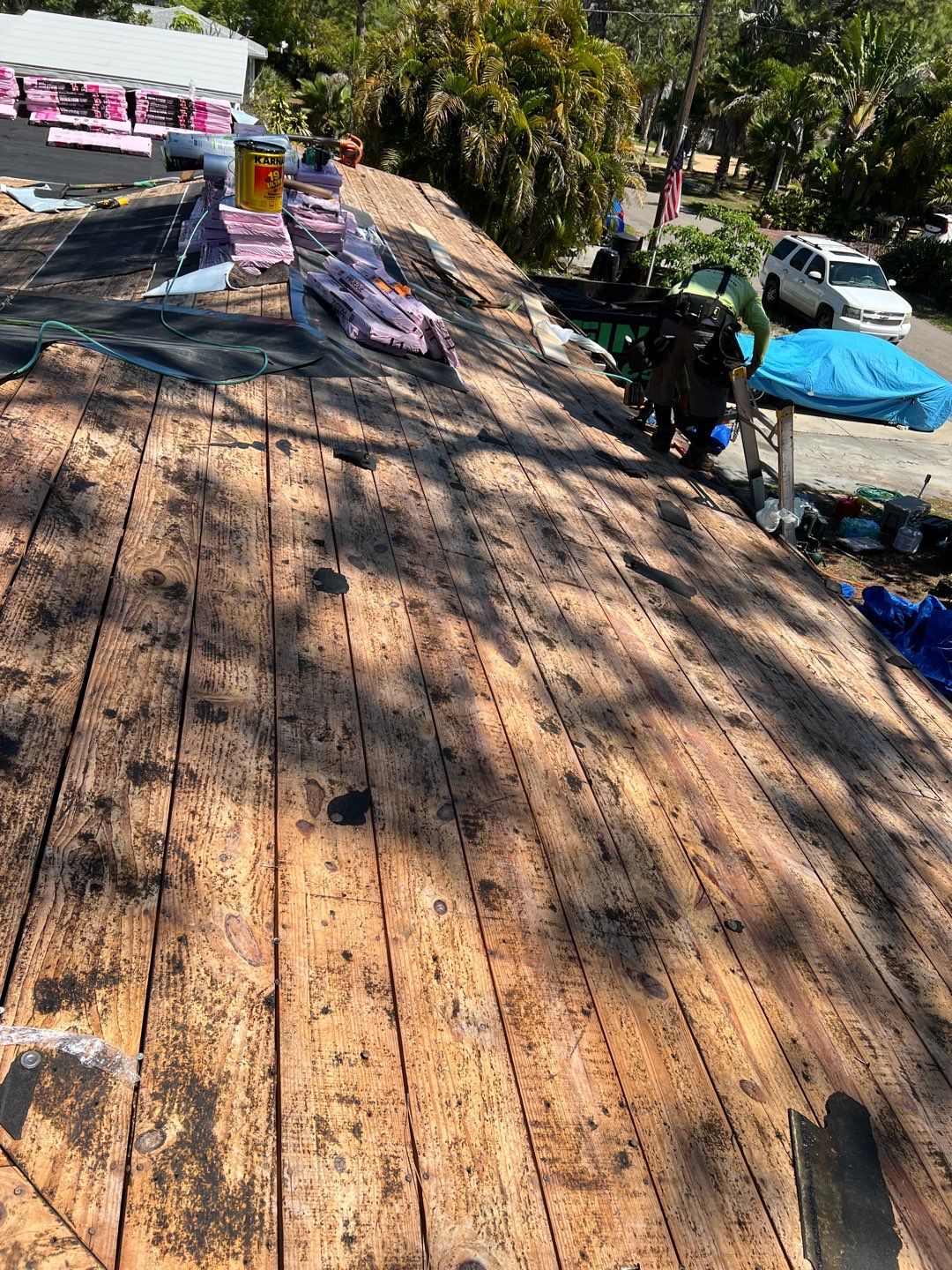 Project in Gulfport 33707 by Mitchell Roofing Company LLC 