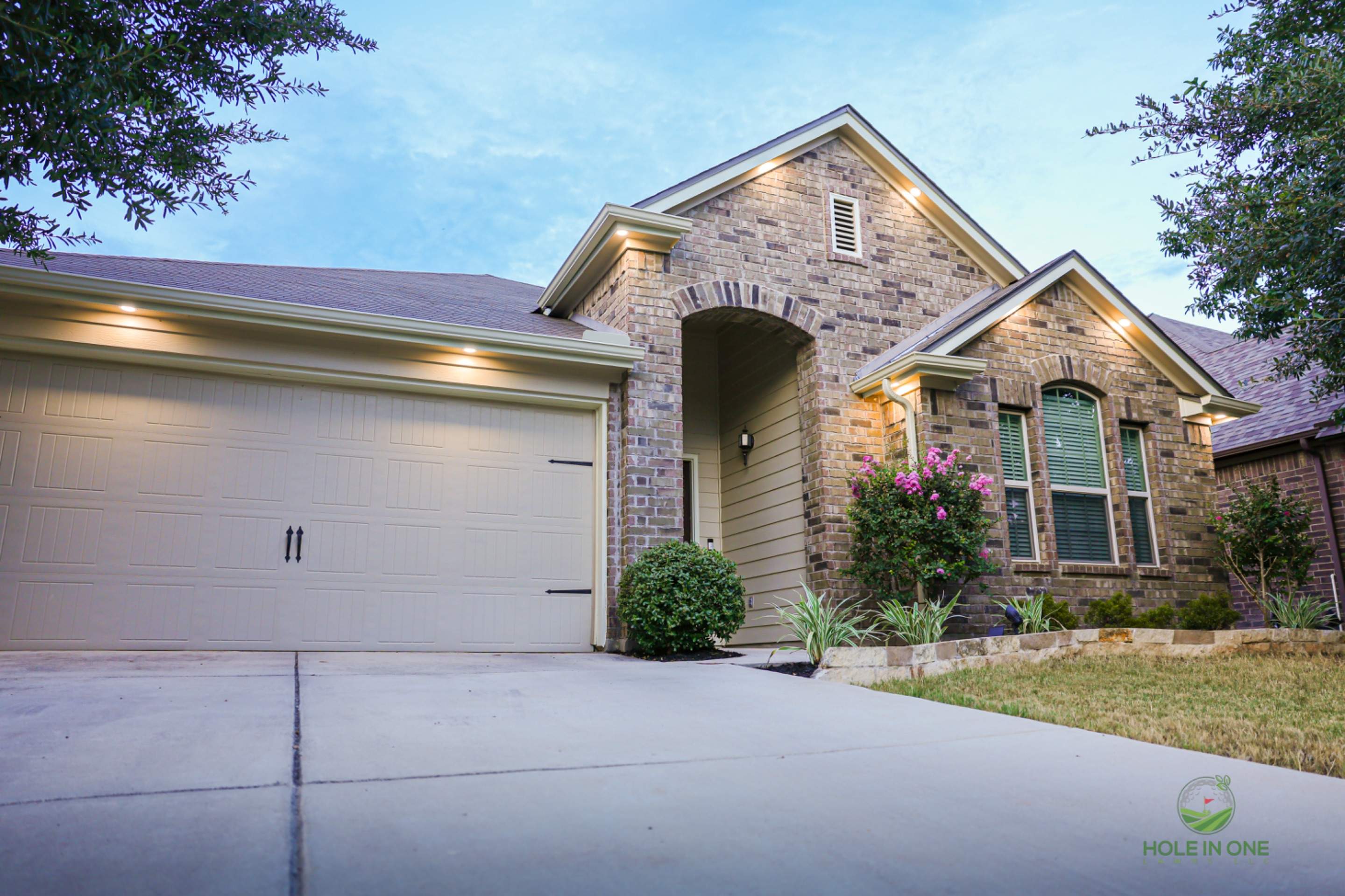 Wortham Oaks, San Antonio Tx. by Hole In One Lawns, LLC
