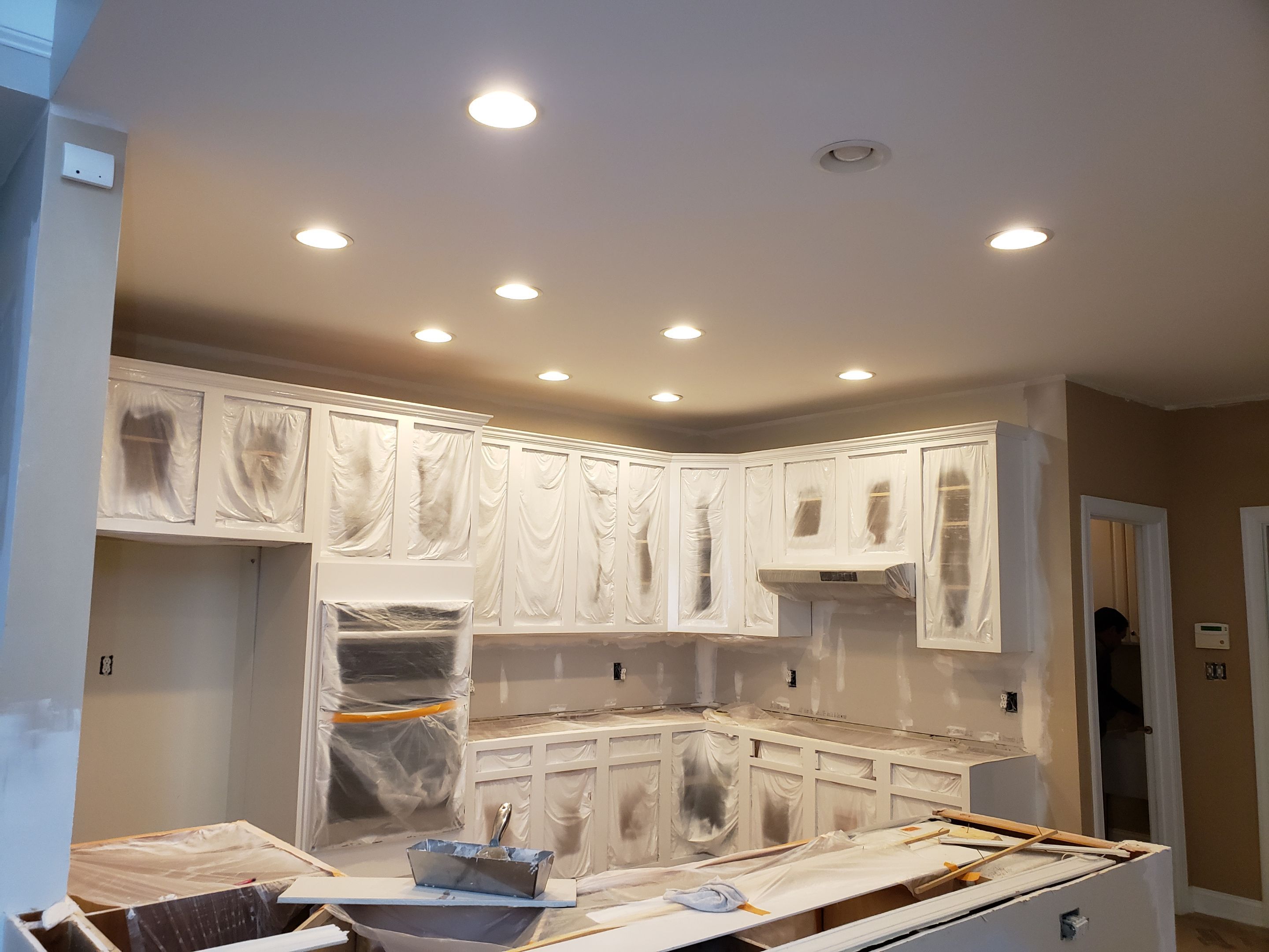 Inteiro painting and Cabineted painting by GonzalezPainters & Contractors Inc 