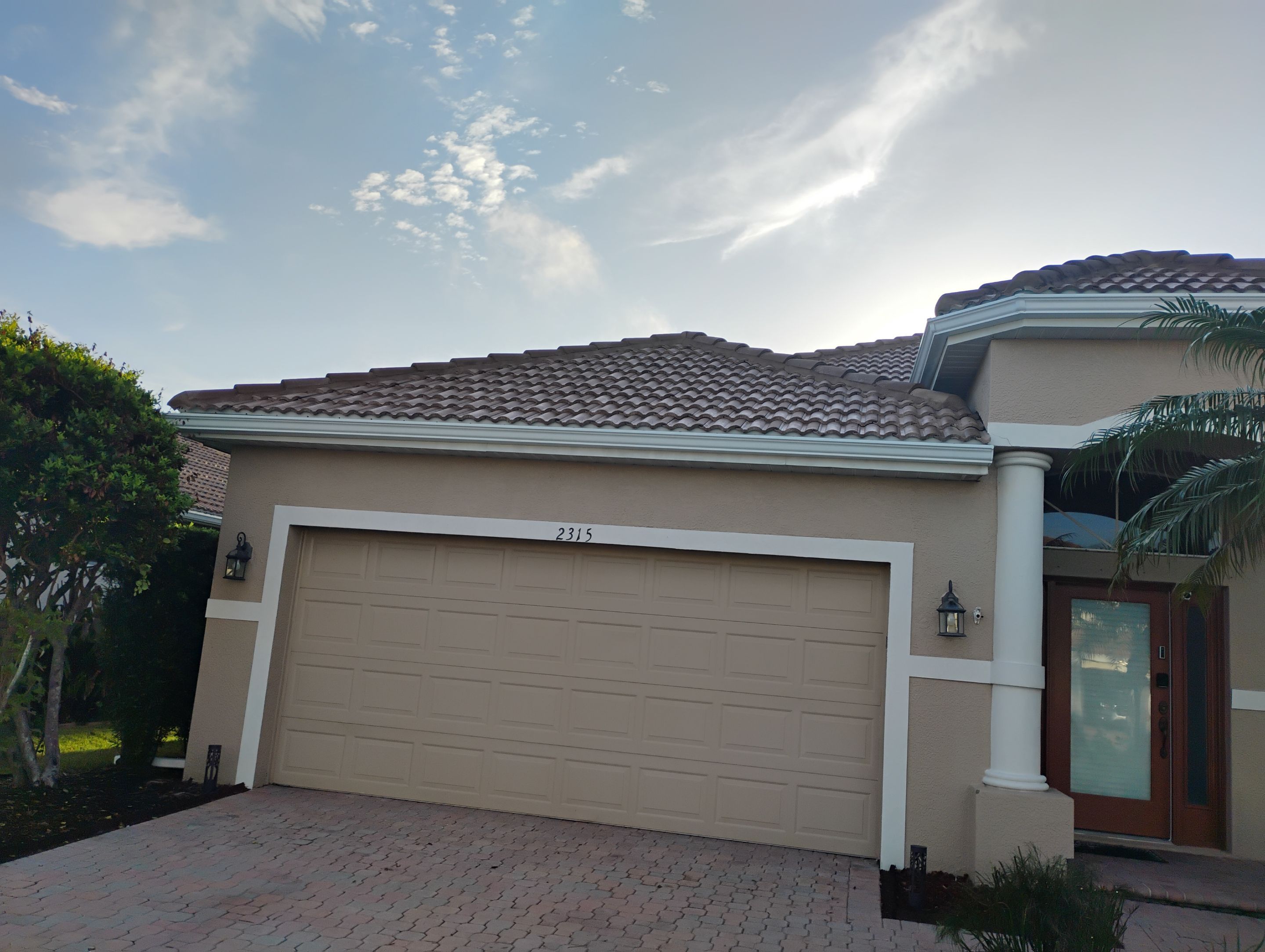 Gutter Replacement and Color Upgrade in Venice FL by Gutter Professors
