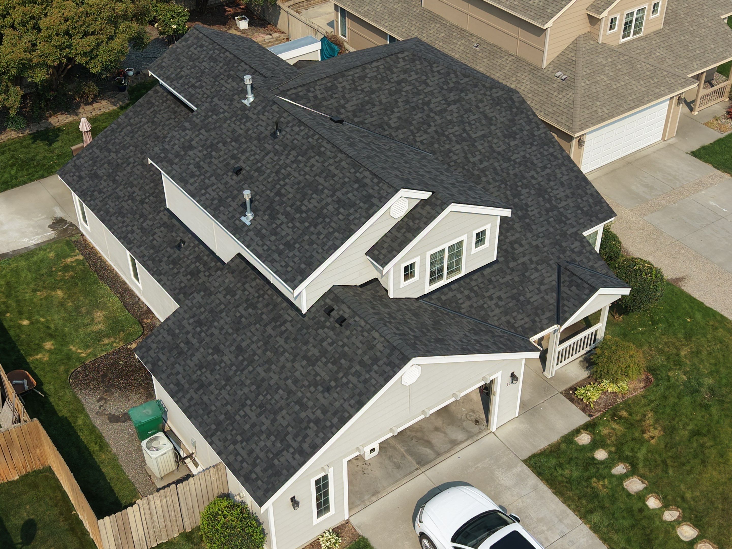 Complete Residential Roof and Fascia Replacement in Kennewick by Alpine Roofing