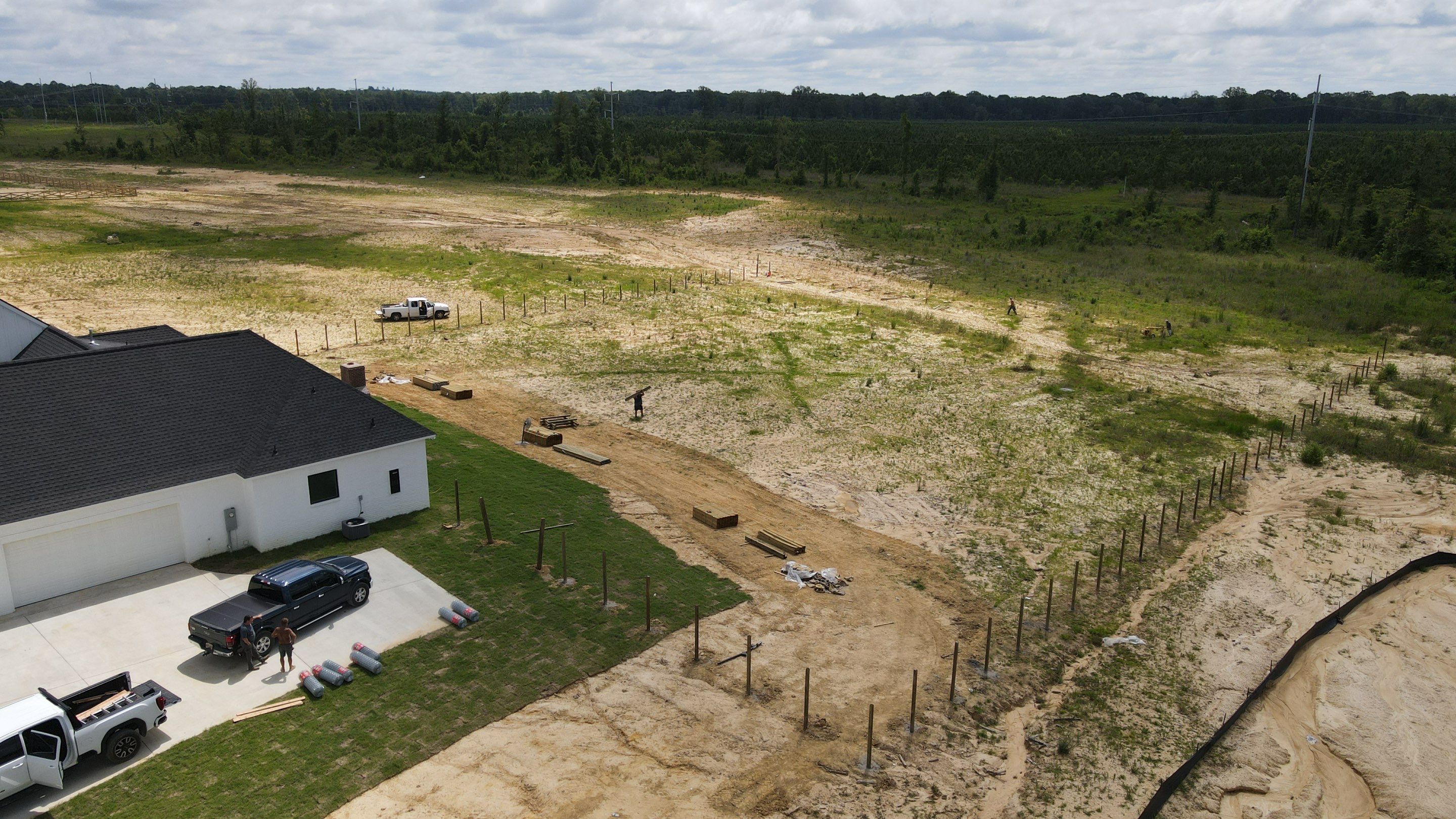 6ft Good Neighbor/4ft Farm Fence by Roberson Construction LLC