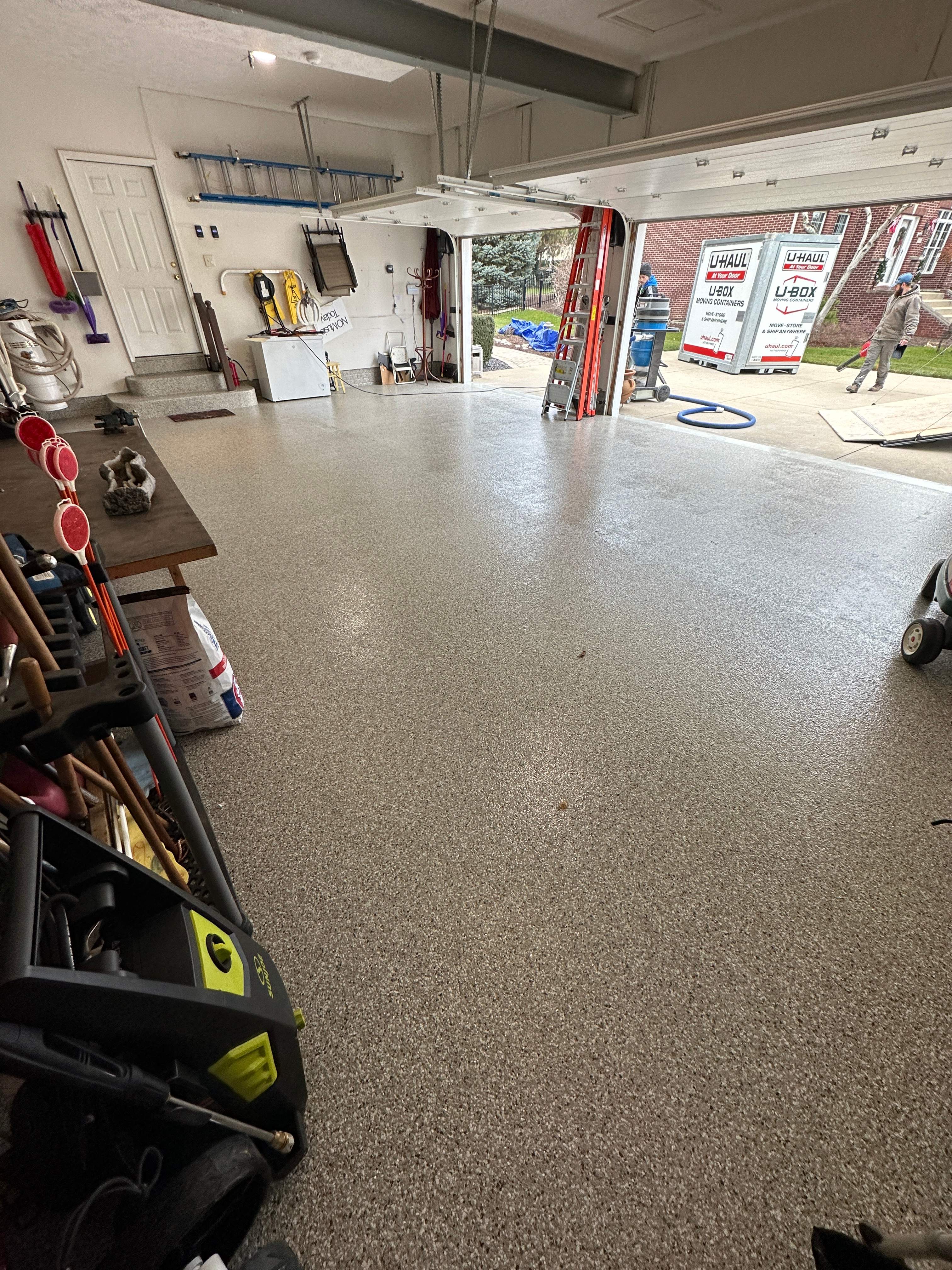 Creekbed Garage Bloomington by Loud Bros