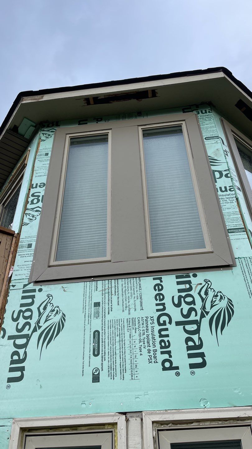 Siding Replacement using CertainTeed Restoration Classic D5 by 180 Contractors