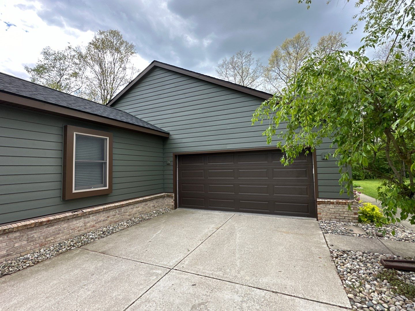 Siding Replacement using Alside S7 Cedar Mill Grain Composite by 180 Contractors
