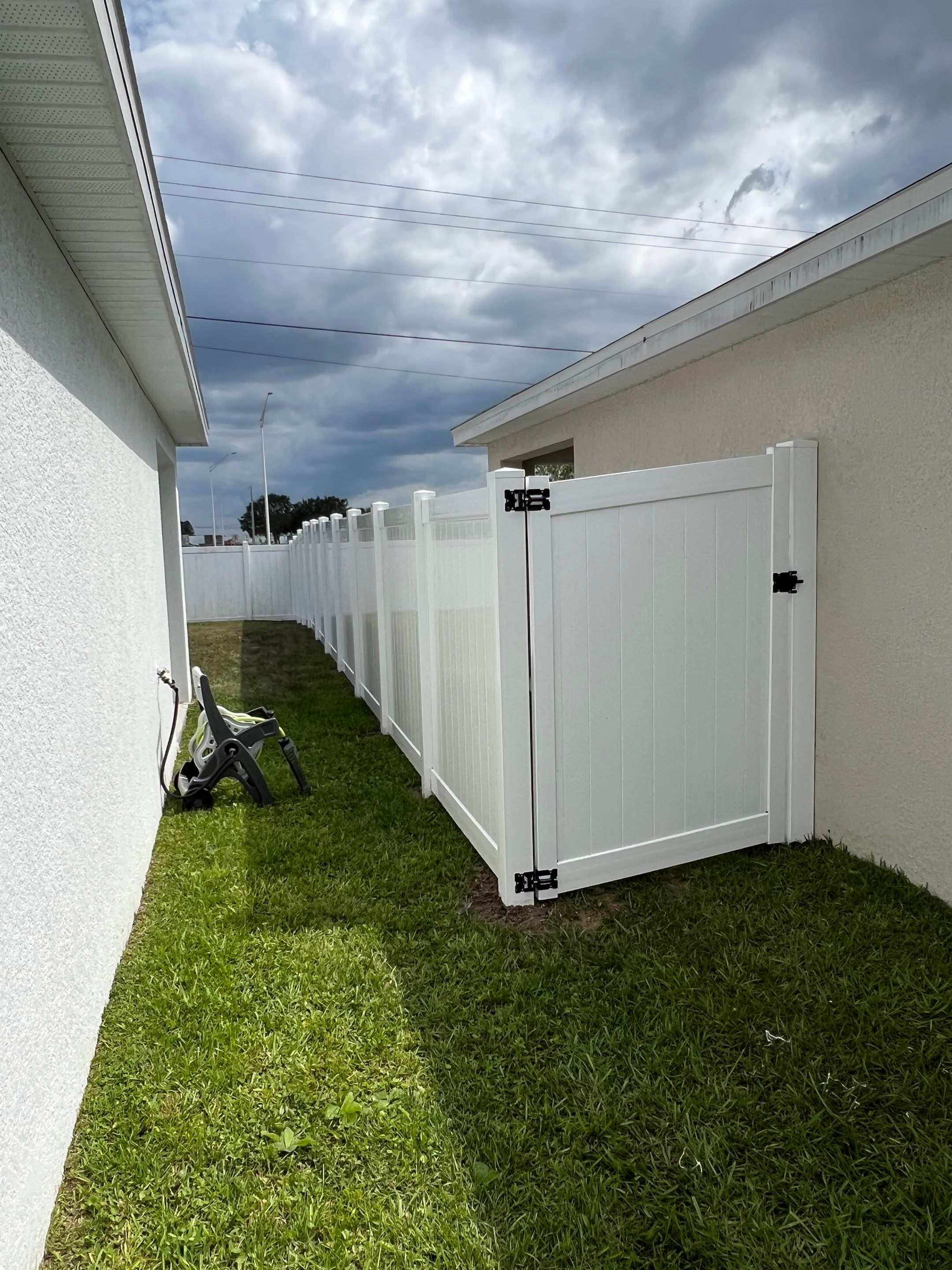 Ruskin, FL 6ft. White Vinyl Privacy Fence by Asap fence and gates, LLC