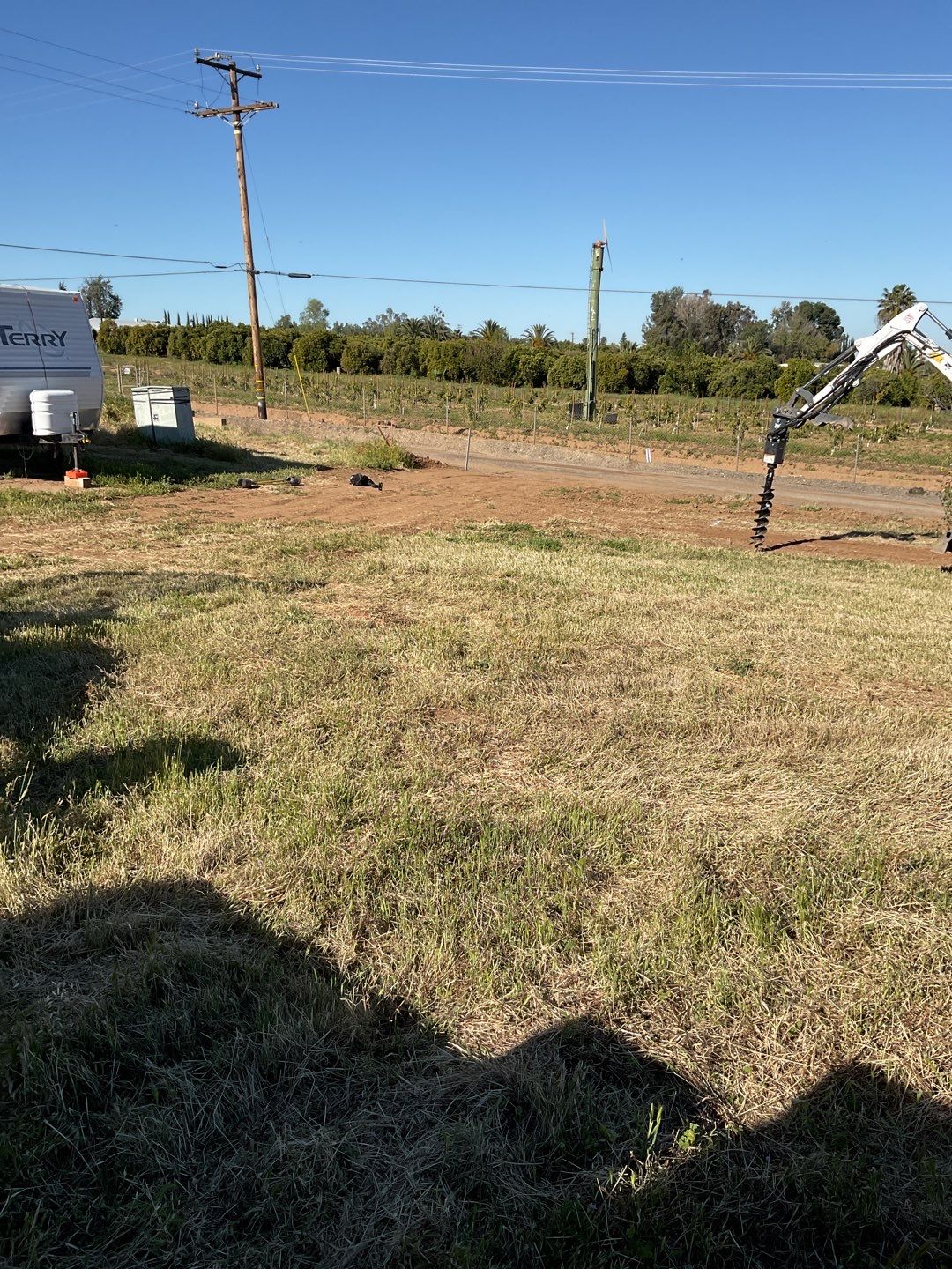 Fence installation using chain link wire by Fence Guys Inc. 