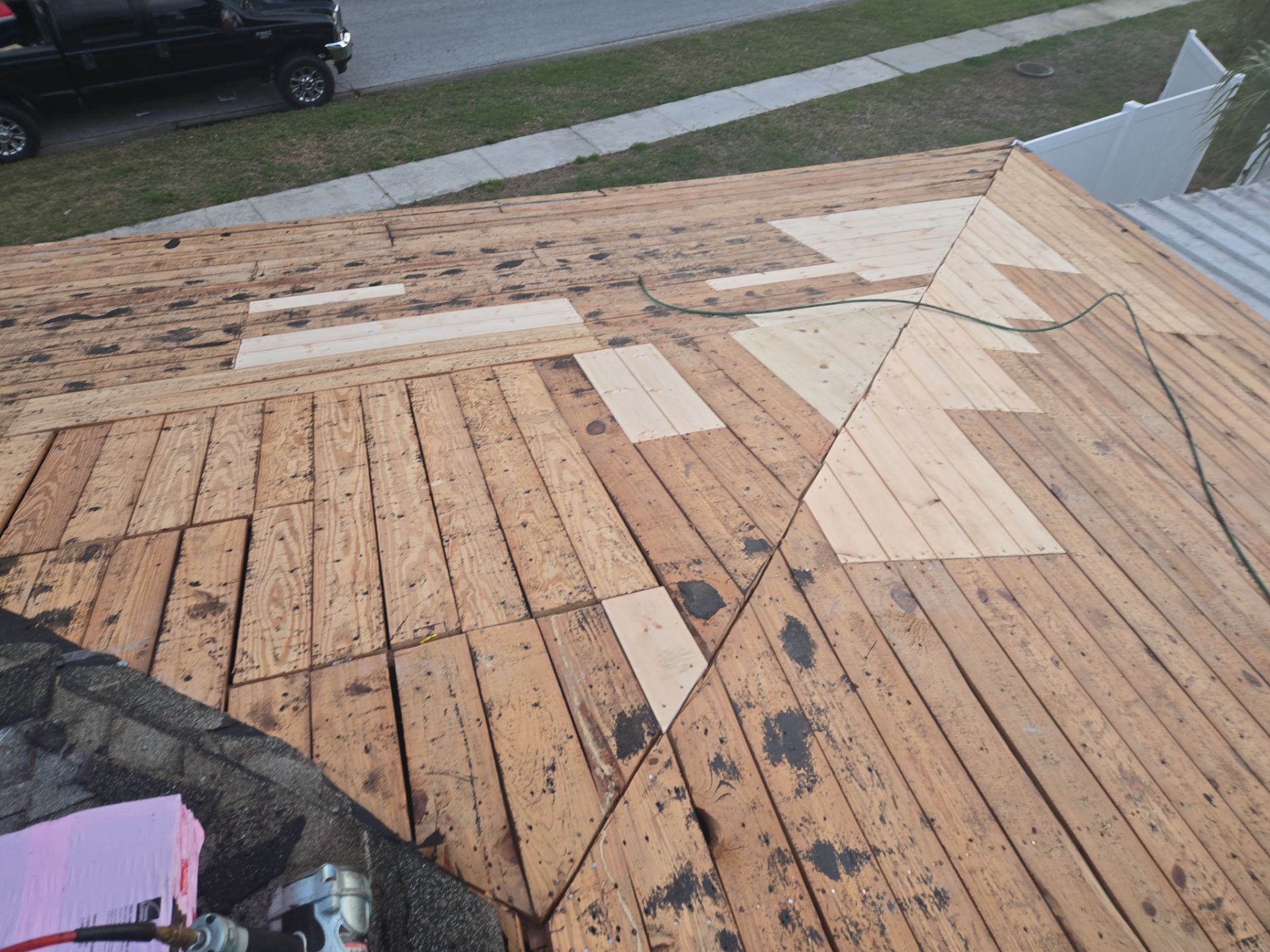Project in St. Petersburg 33710 by Mitchell Roofing Company LLC 
