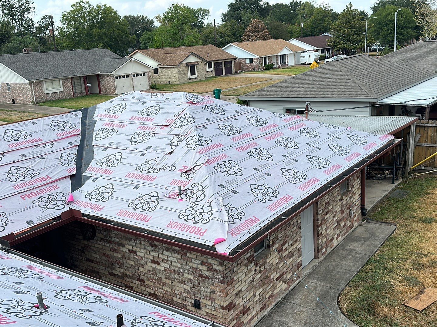 Residential Roofing Installation using Owen's Corning Duration (Lifetime) Shingles by Roof Repair Company