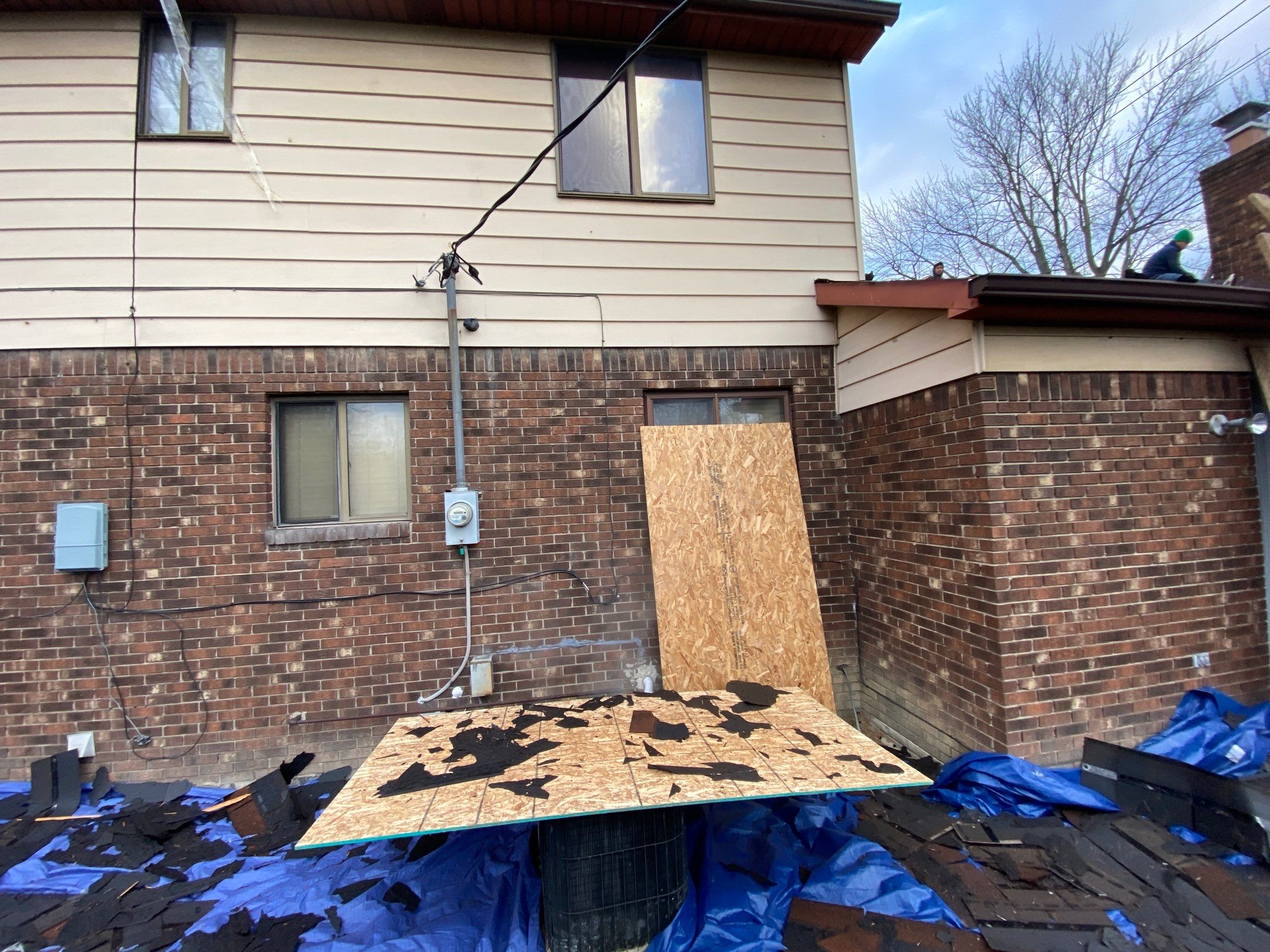 Roof Replacement using Owens Corning by 180 Contractors