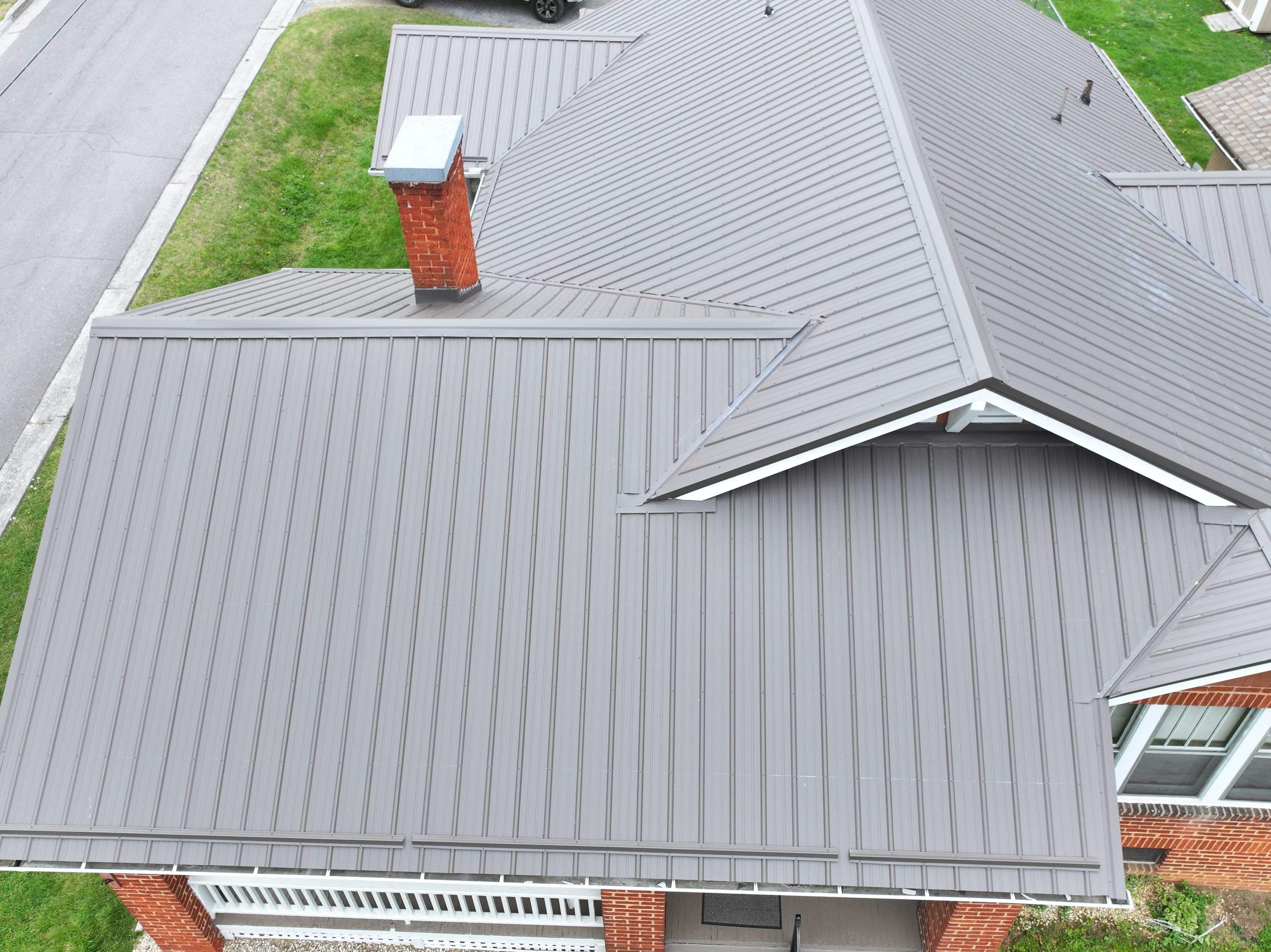 Winters Residence by Omnia Roofing